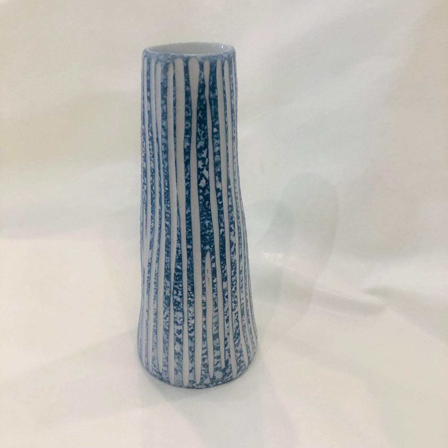 Porcelain bud vase, striped