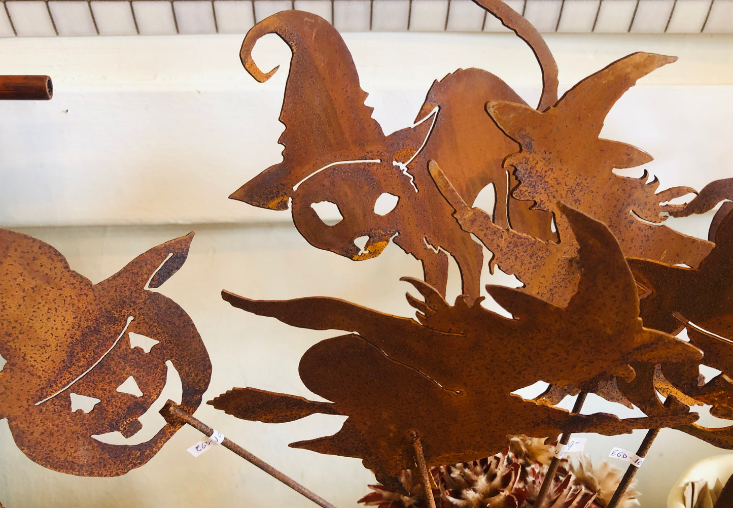 Spooky Cat Metal Garden Art/Pick