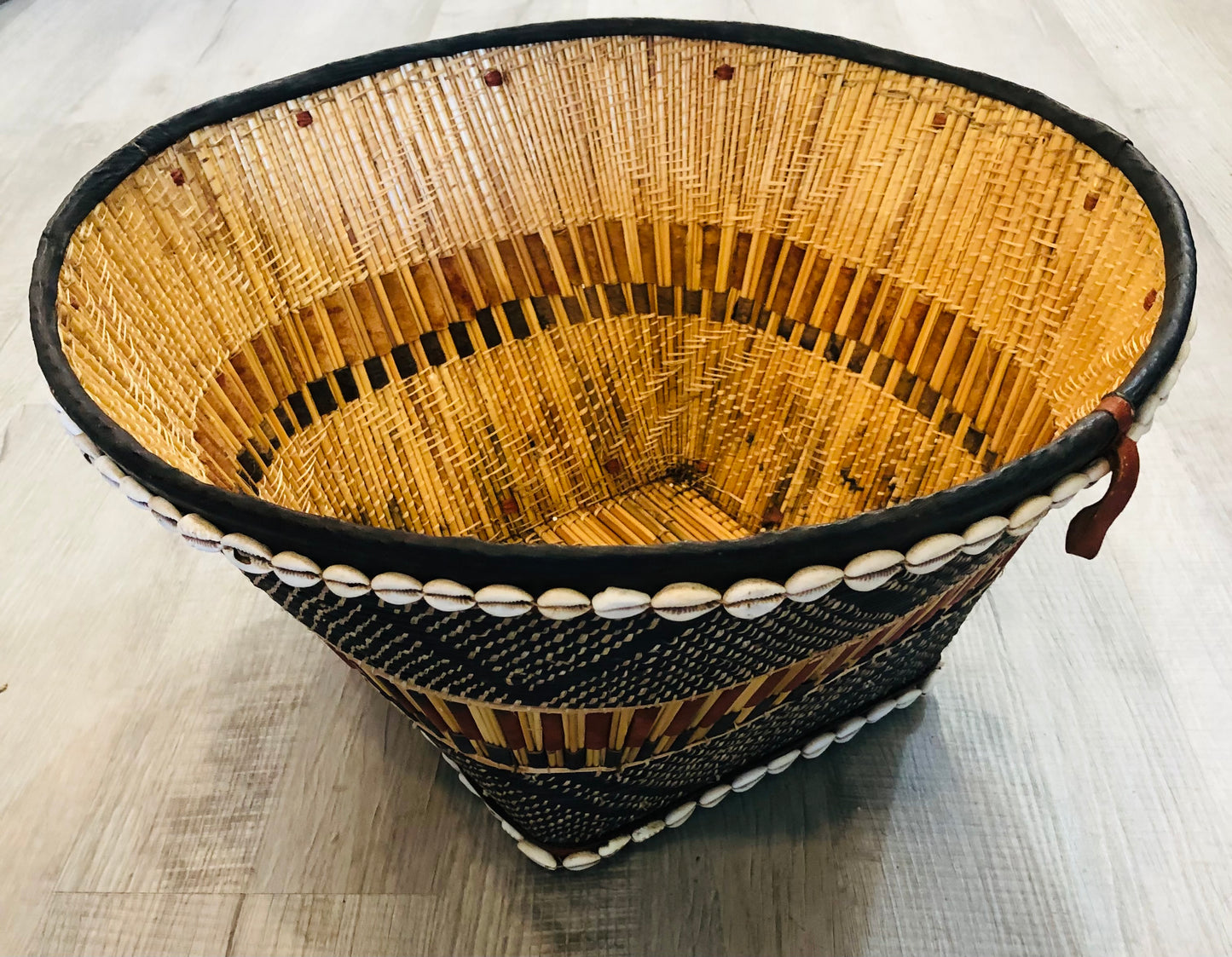 Large Mossi Basket with Cowrie Shells and Leather Decoration