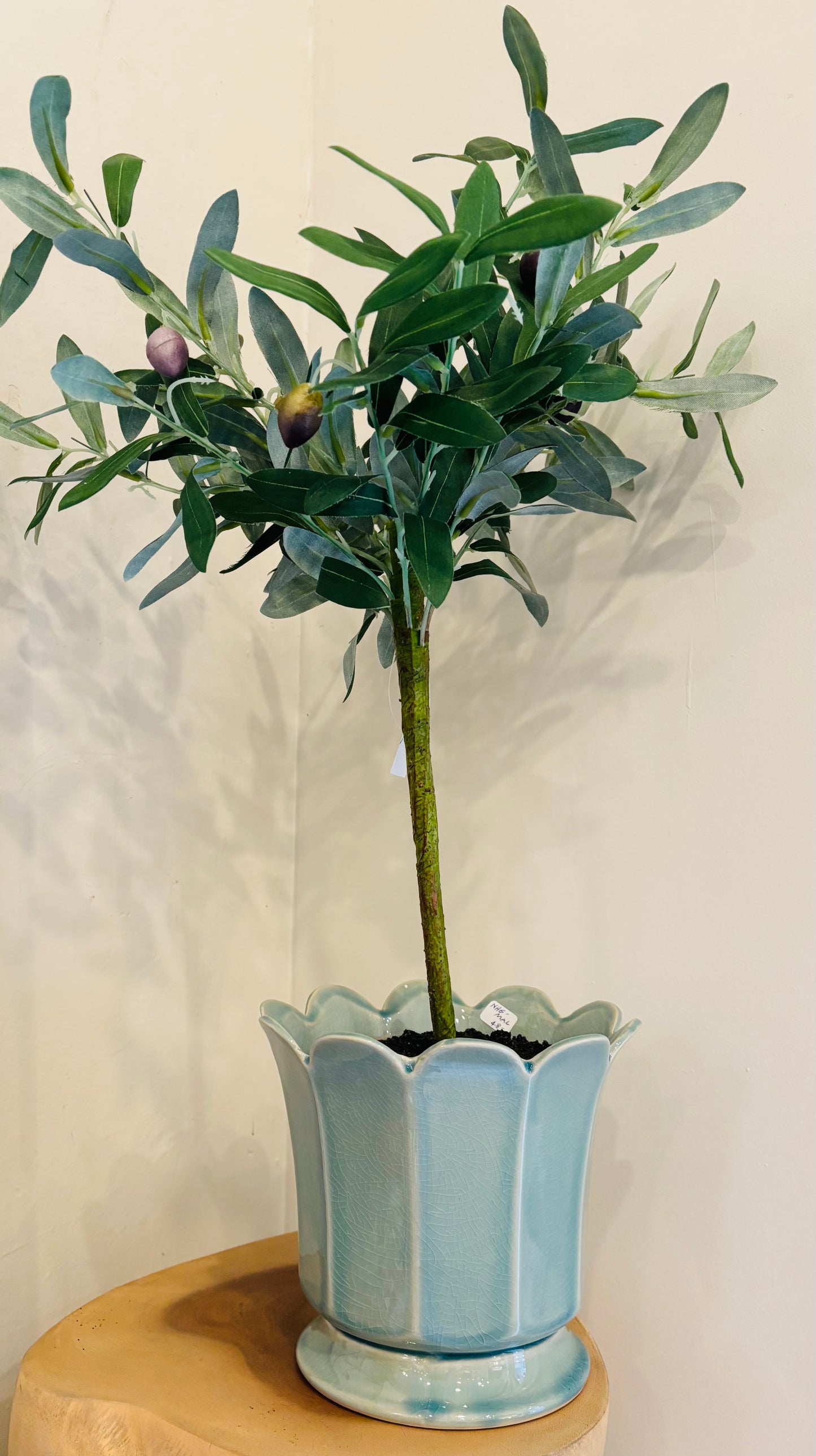 Maline Footed Pot, Large