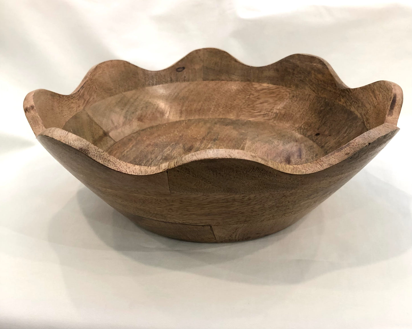 Scalloped Salad Bowl
