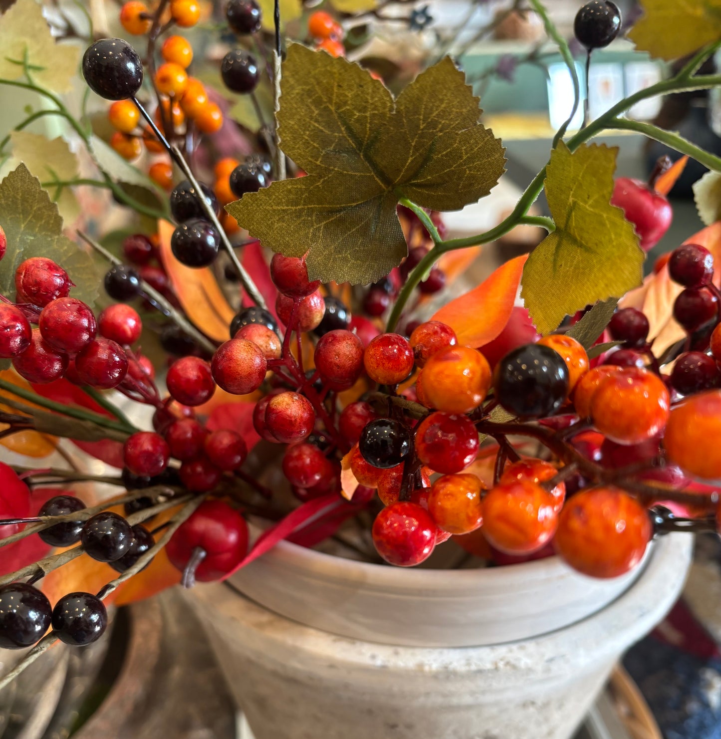 14" Fall Berry, Mini Apple, Leaf Pick