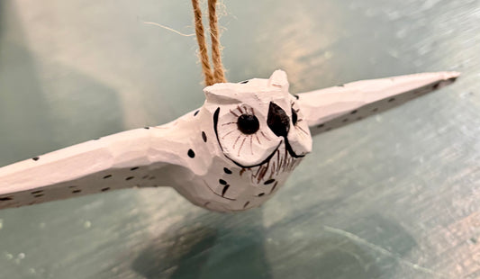 Flying Owl Ornament/White