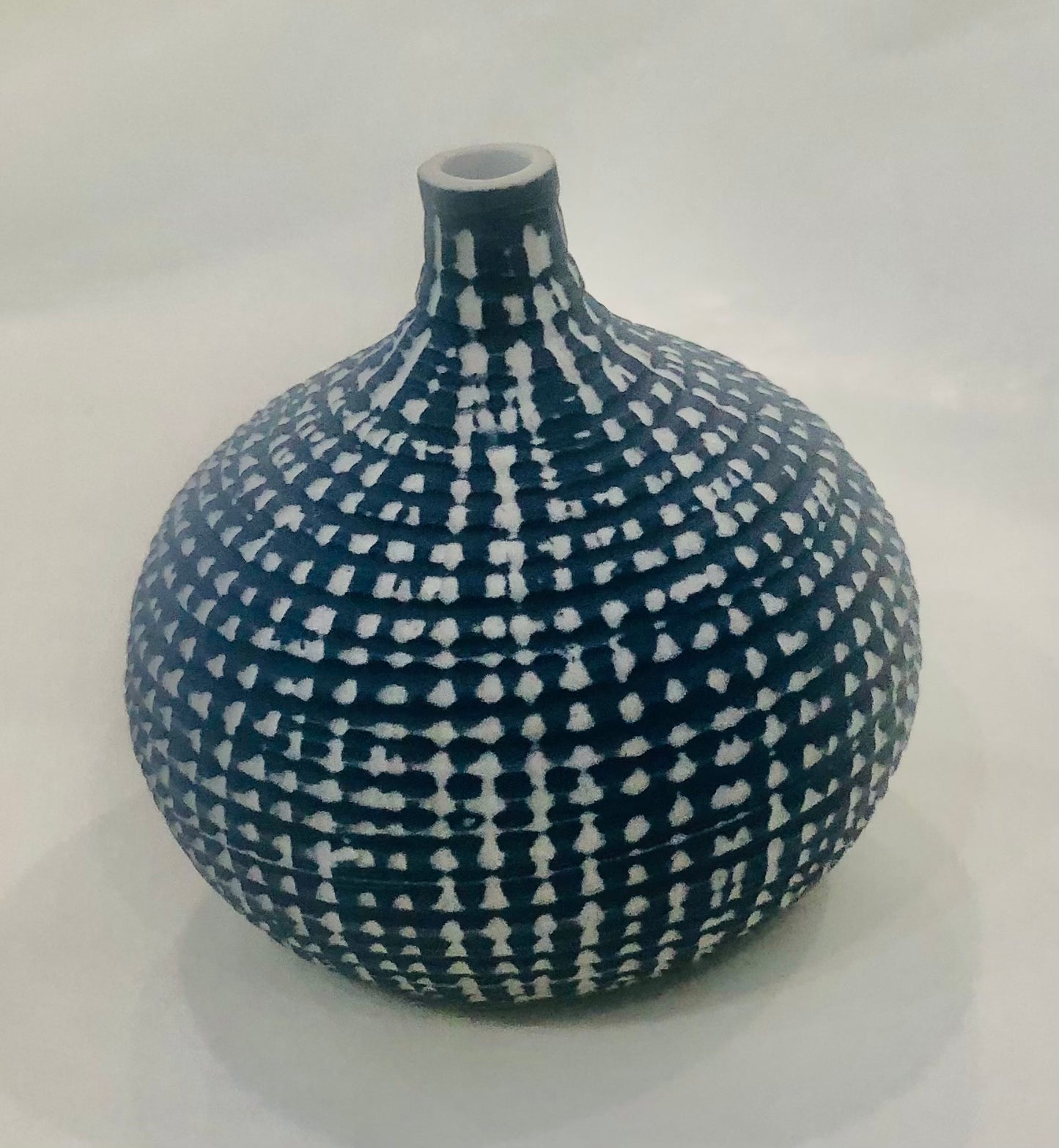 Copy of Vase, Tiny 'Congo' vase in matte porcelain