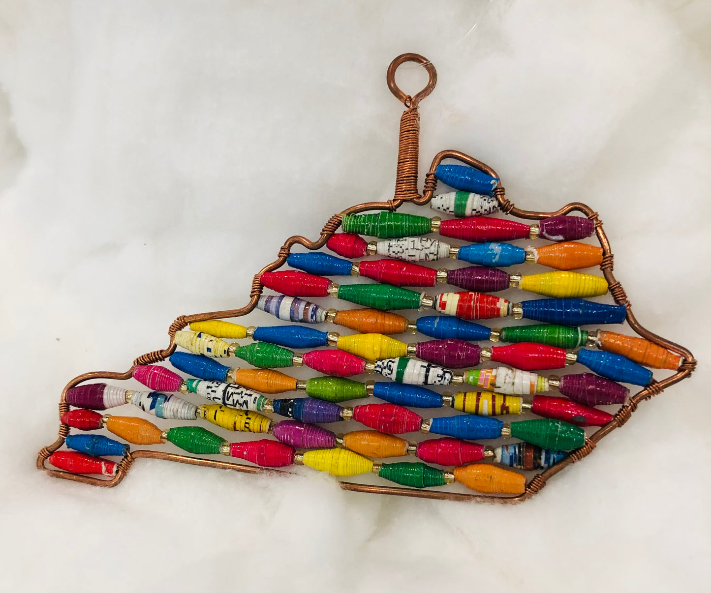 Kentucky Ornament Made From Paper Beads