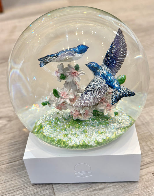 Songbirds Snowglobe