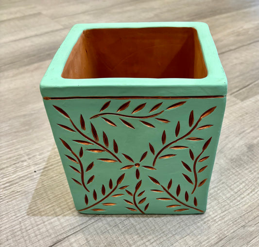Tile Terra Cotta Distressed Leaf Planter