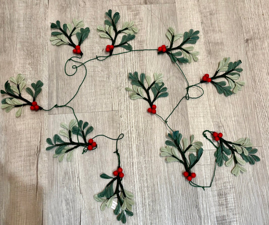 Holly Silk Paper Garland