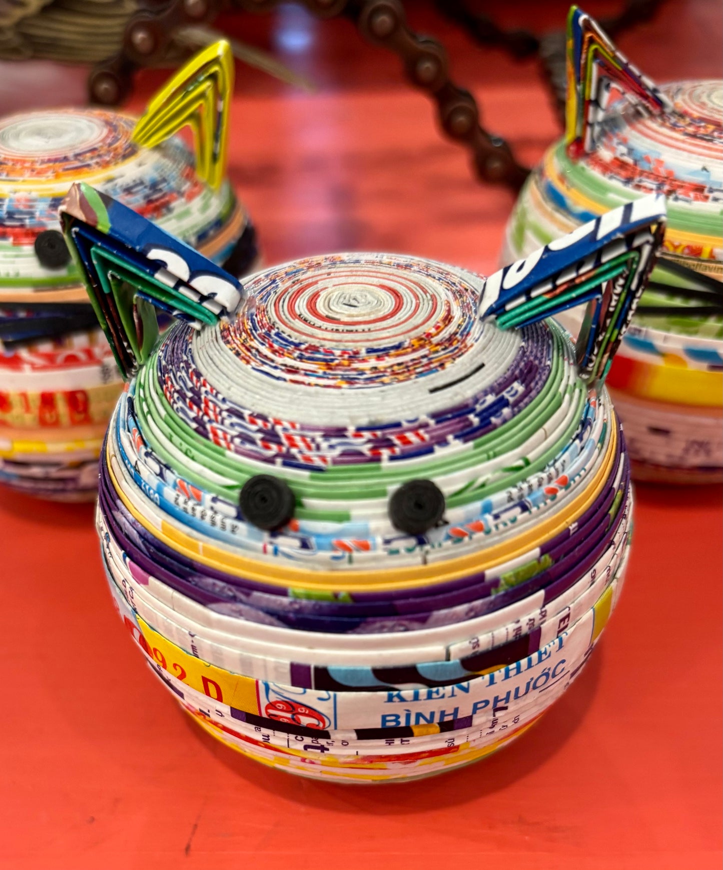 Coiled Paper Cat Box